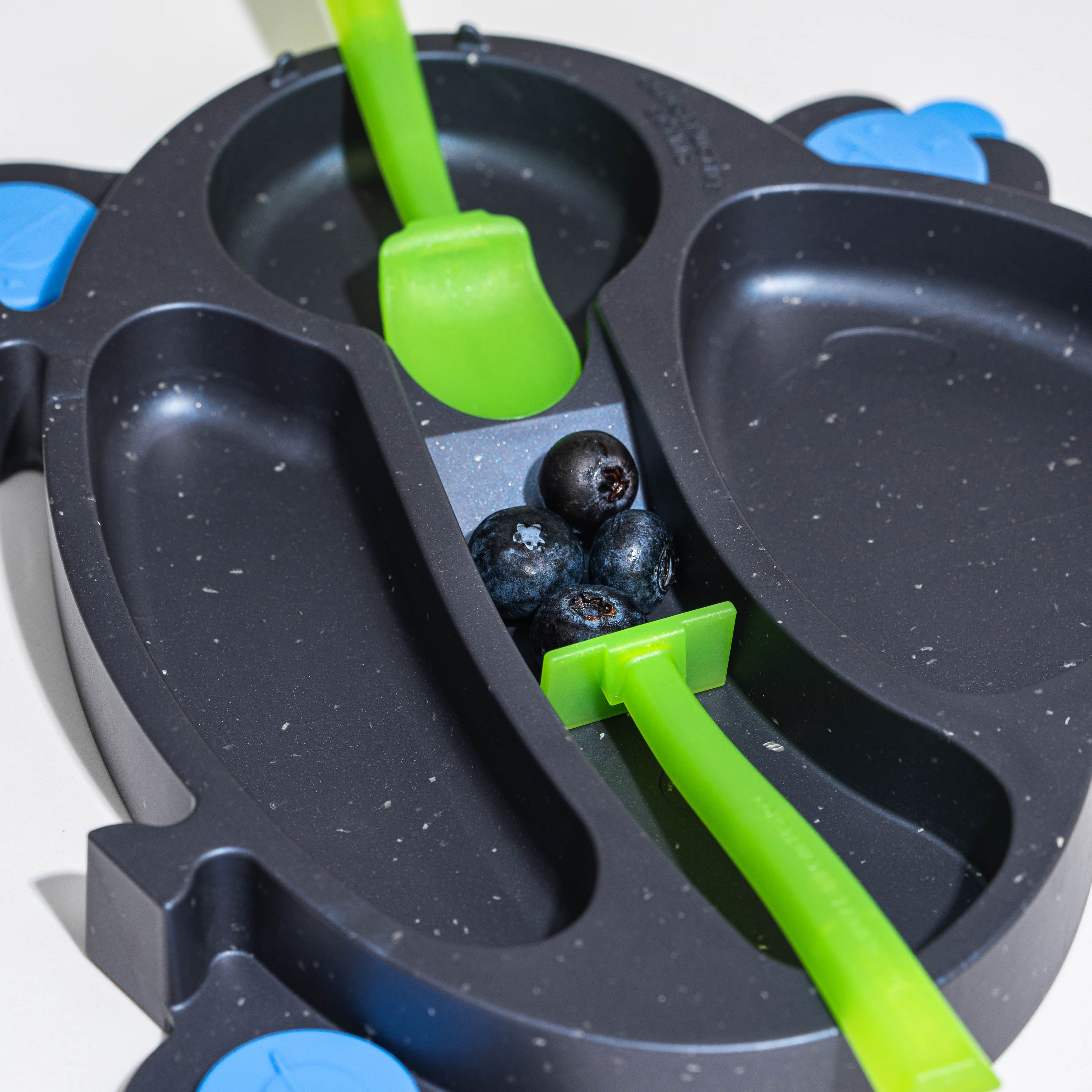 Constructive Eating UFO Training Plate and Utensils